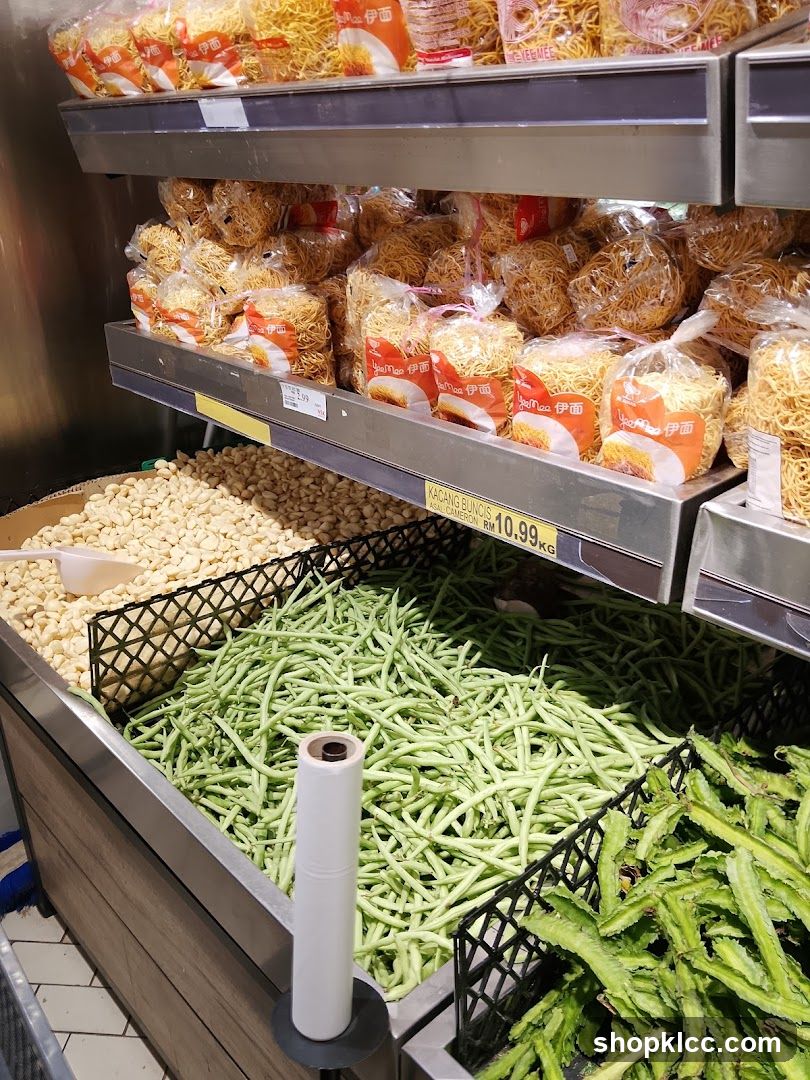 Produce and Packaged Noodles