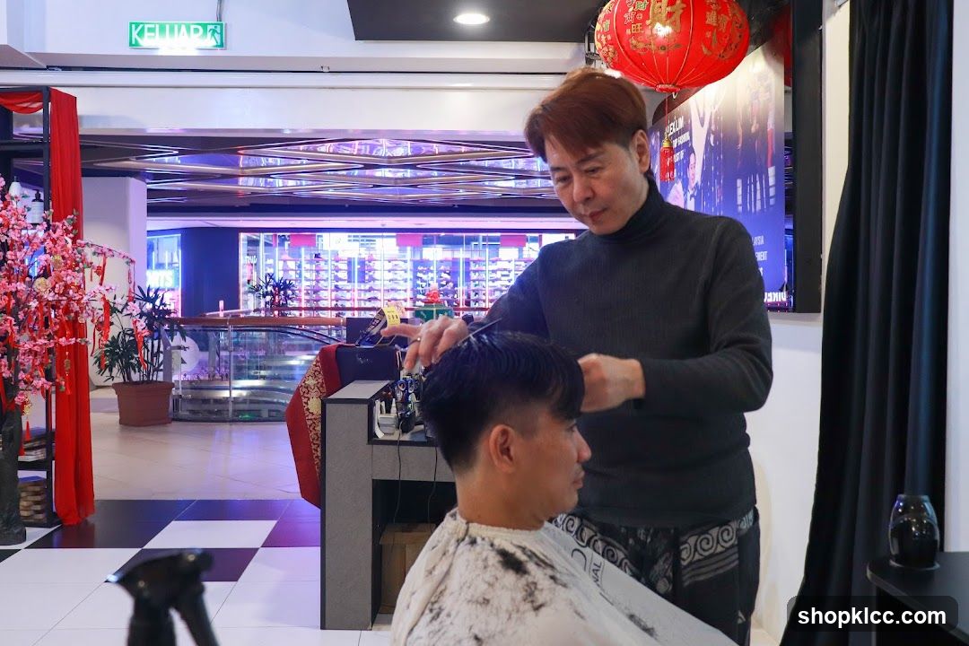 Barber giving a haircut
