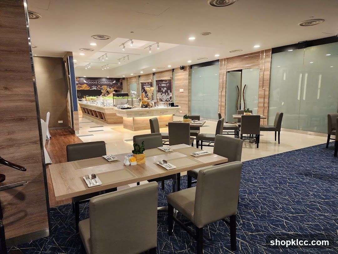 Buffet Restaurant Interior