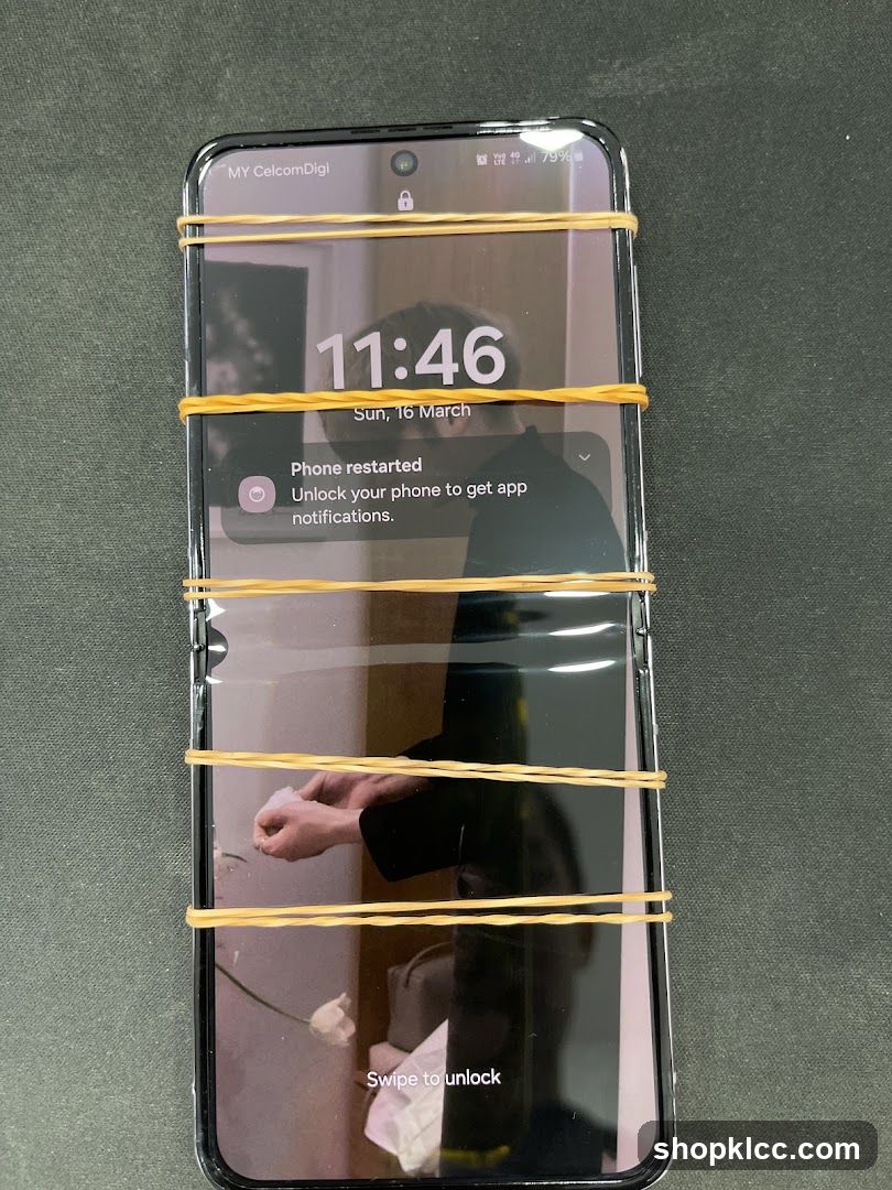 Smartphone with rubber bands