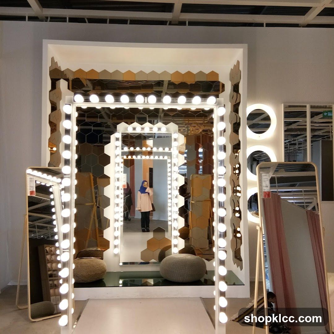 Vanity Mirror Display