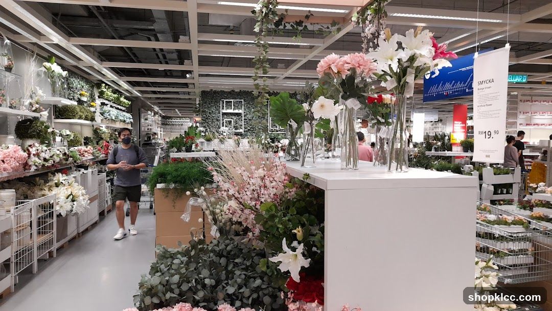 Artificial Flowers Display