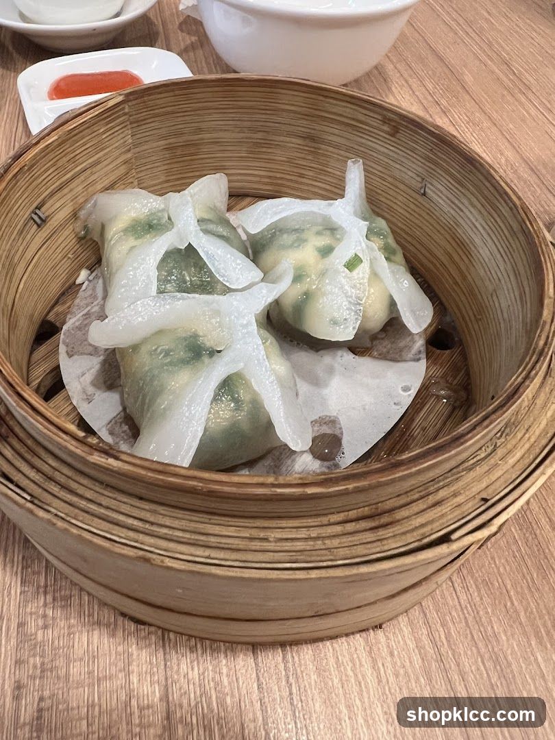 Steamed Dumplings in Bamboo Steamer