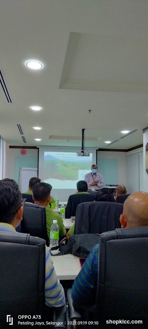 Presentation in a conference room