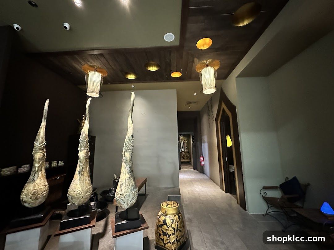 Interior hallway with decorative elements