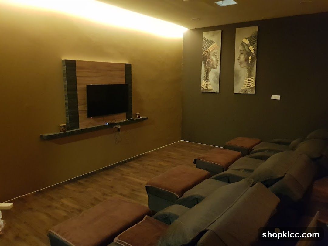 Relaxation Room with Seating and Art