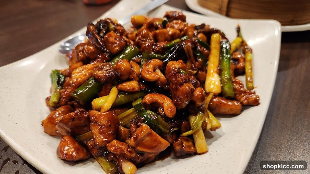 Chicken and Cashew Stir-fry