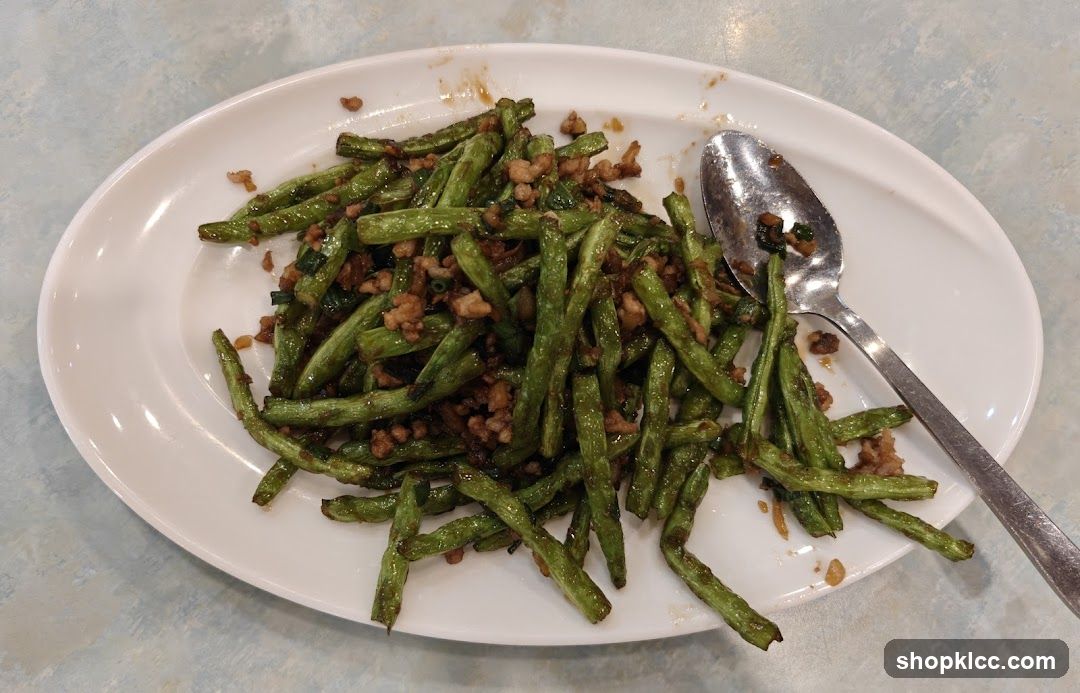Stir-fried Green Beans with Minced Meat