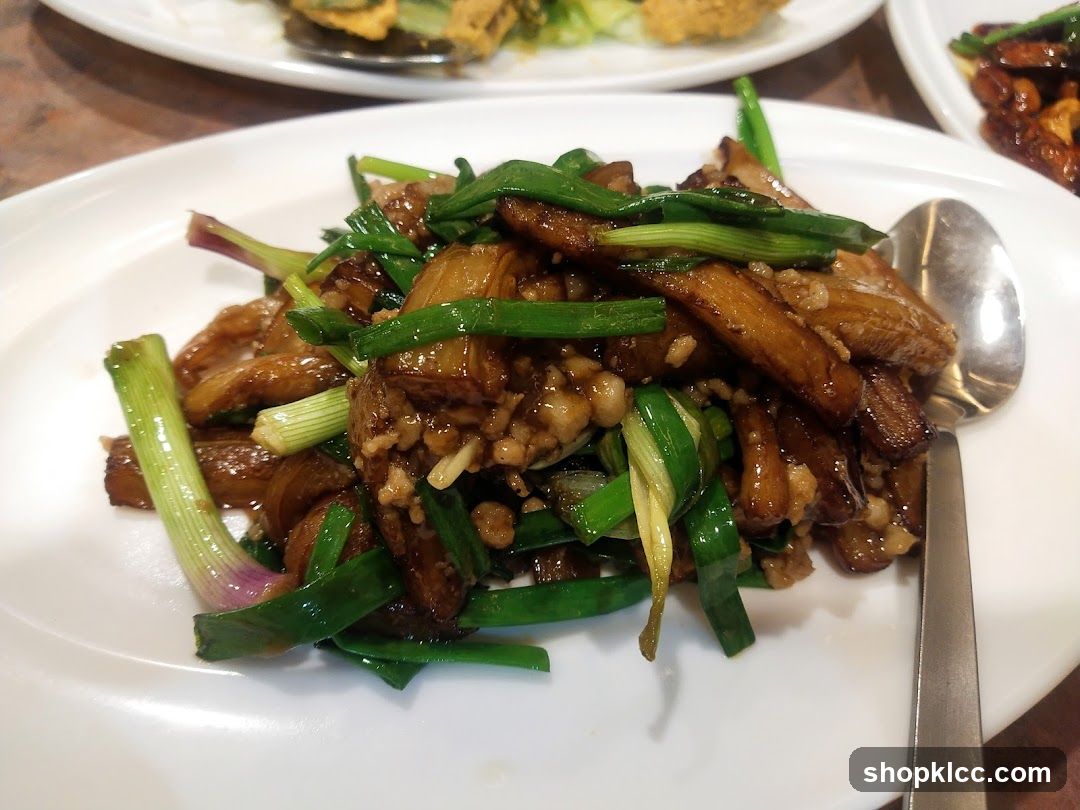Stir-fried Eggplant with Minced Pork and Scallions