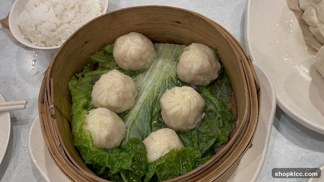 Steamed Dumplings with Rice