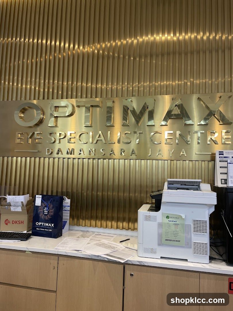 Optimax Eye Specialist Centre Reception