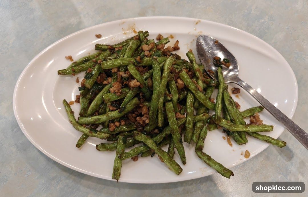 Stir-fried Green Beans with Minced Meat