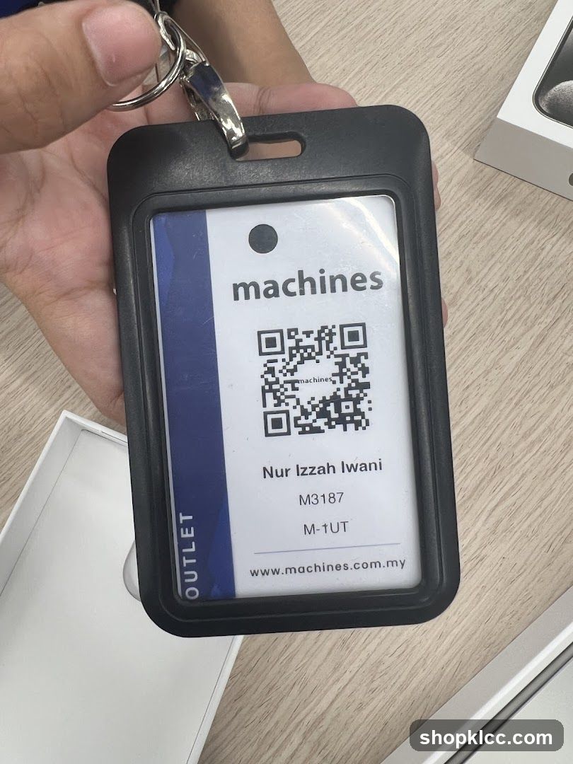 Machines Outlet ID Card