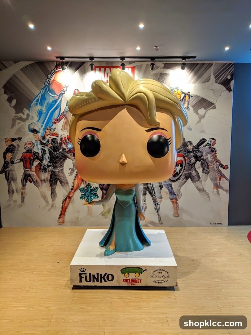 Giant Elsa Funko Pop Figure