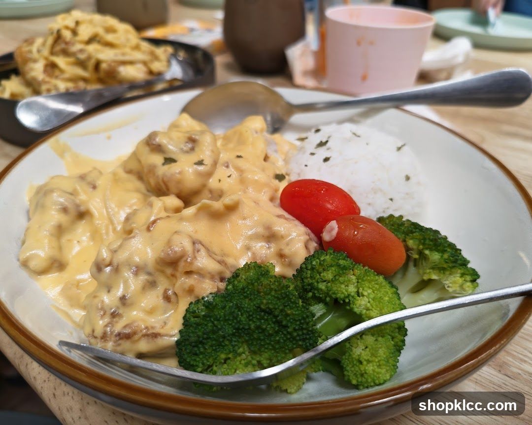 Creamy Chicken with Rice and Broccoli