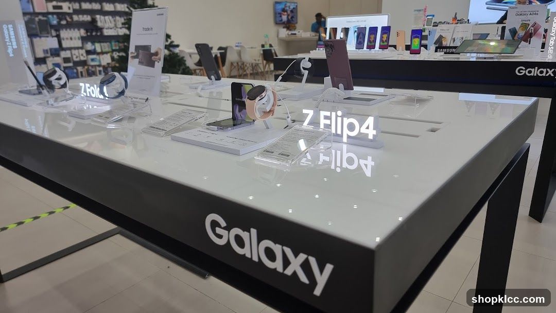Samsung Galaxy Product Display