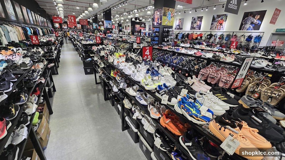 Sports Apparel and Footwear Store