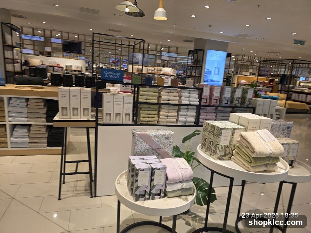 Home Goods Display