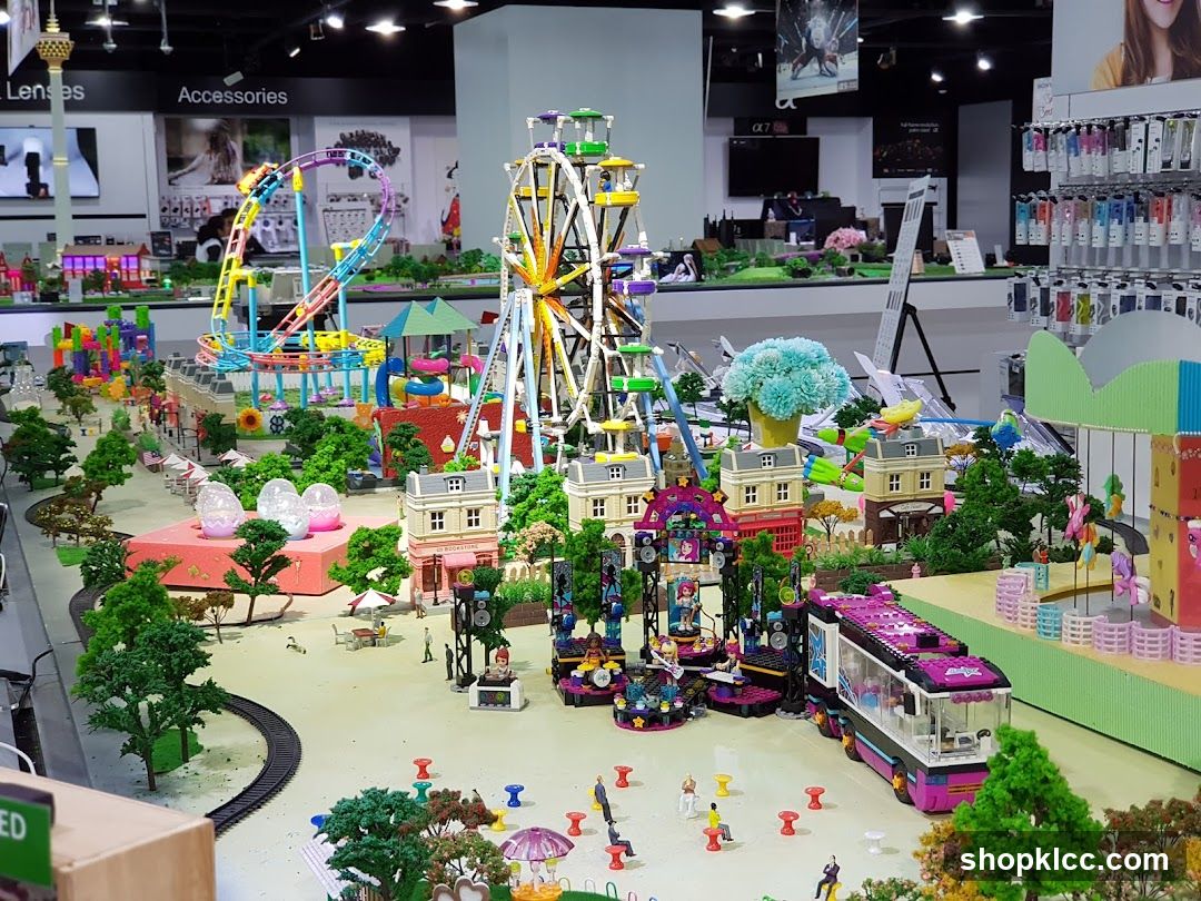 Amusement Park Diorama