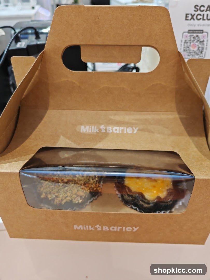 Takeaway Box with Pastries