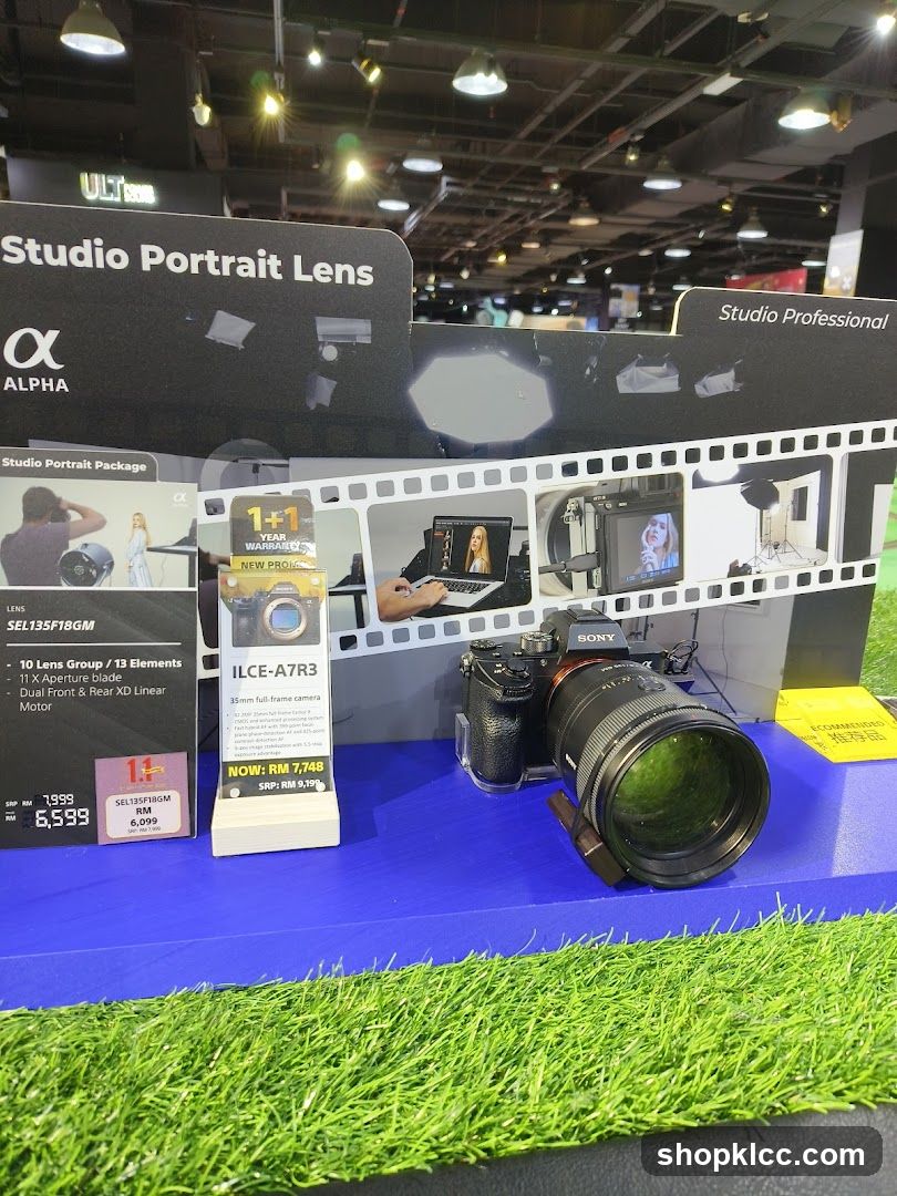 Sony Alpha Studio Portrait Lens Display