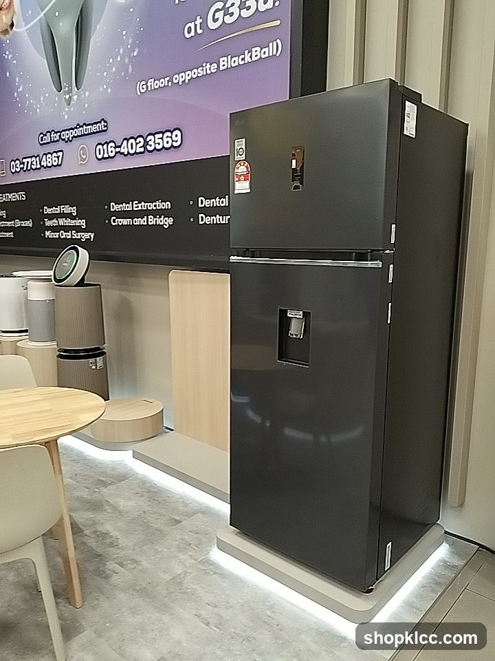 LG Refrigerator Display