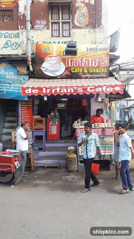 De Rayyan's Cafe