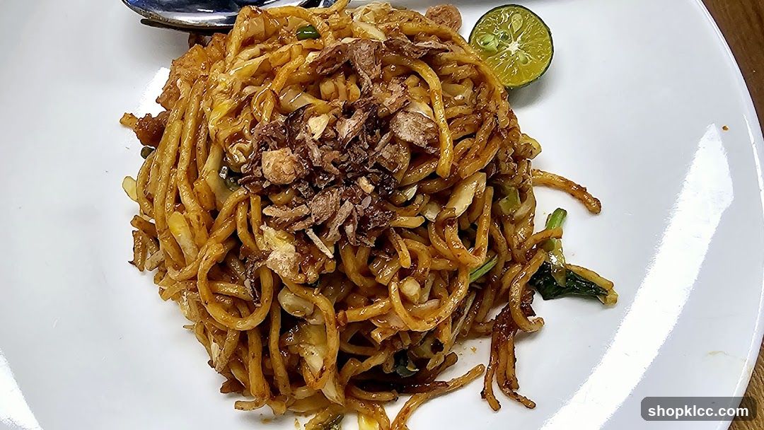 Stir-fried Noodles with Lime