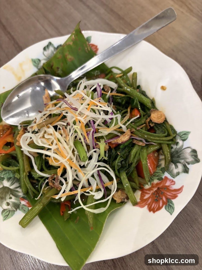 Salad with Shredded Vegetables