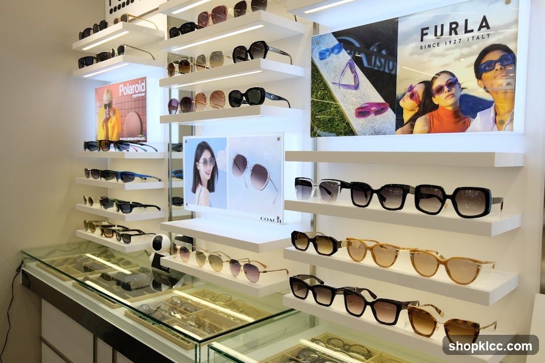 Eyewear Store Display