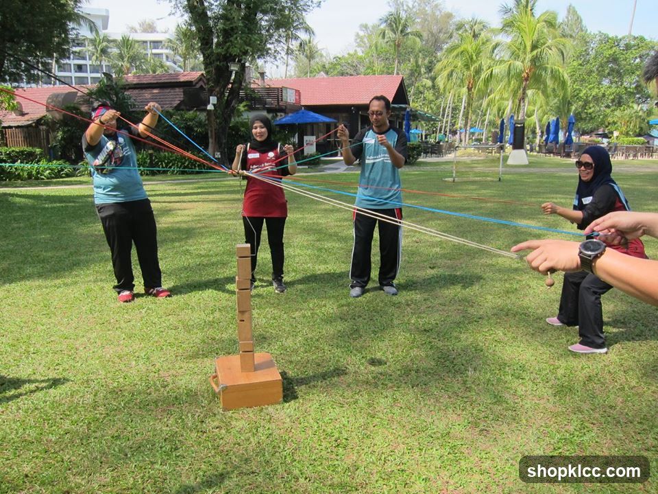 Team Building Game with Rope and Blocks