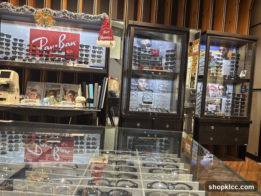 Eyewear Store Display