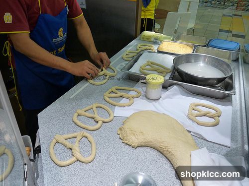 Pretzel Making Station