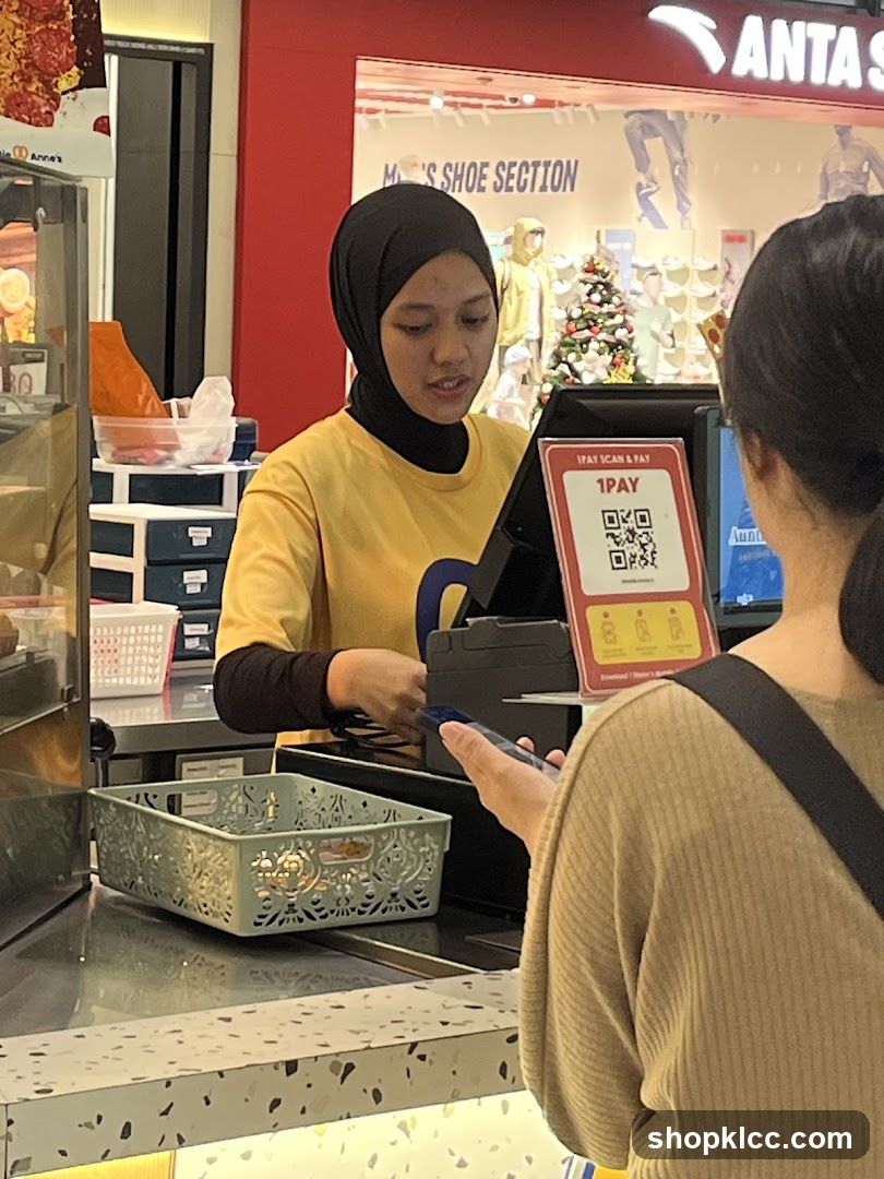 Checkout Scene in Mall Food Court