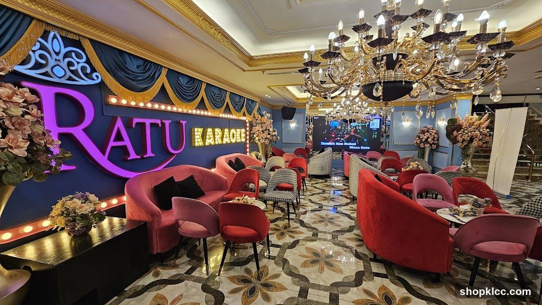 Ratu Karaoke Interior
