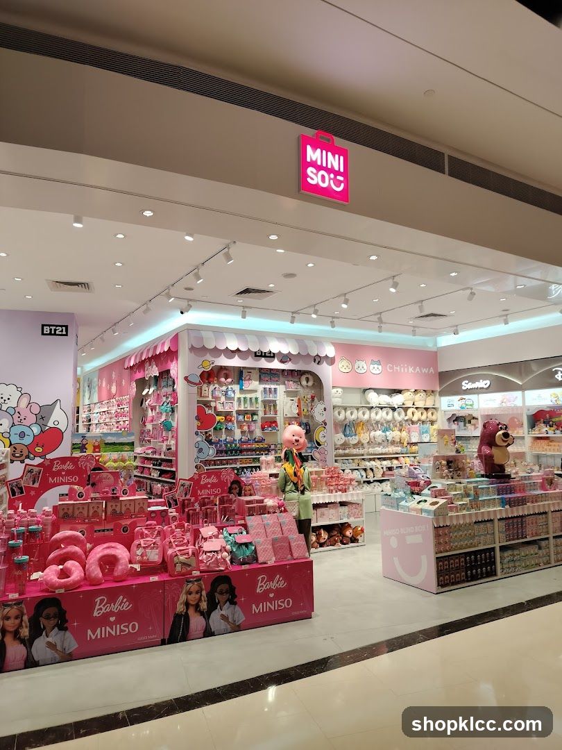 MINISO Store Interior Display