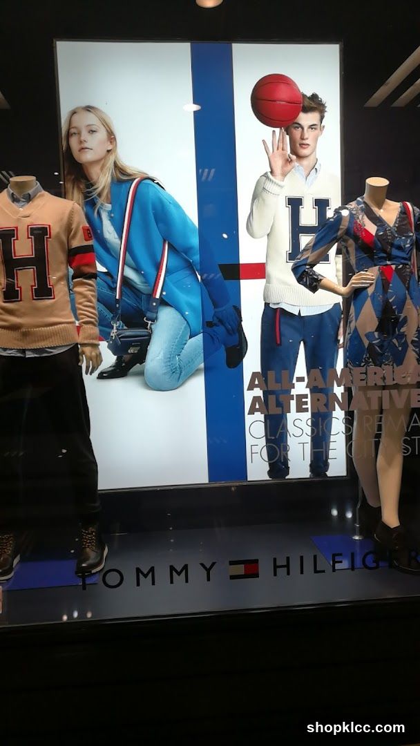 Tommy Hilfiger Store Display