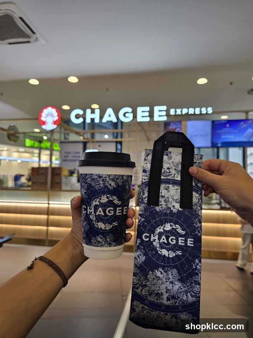 Chagee Express Cup and Bag