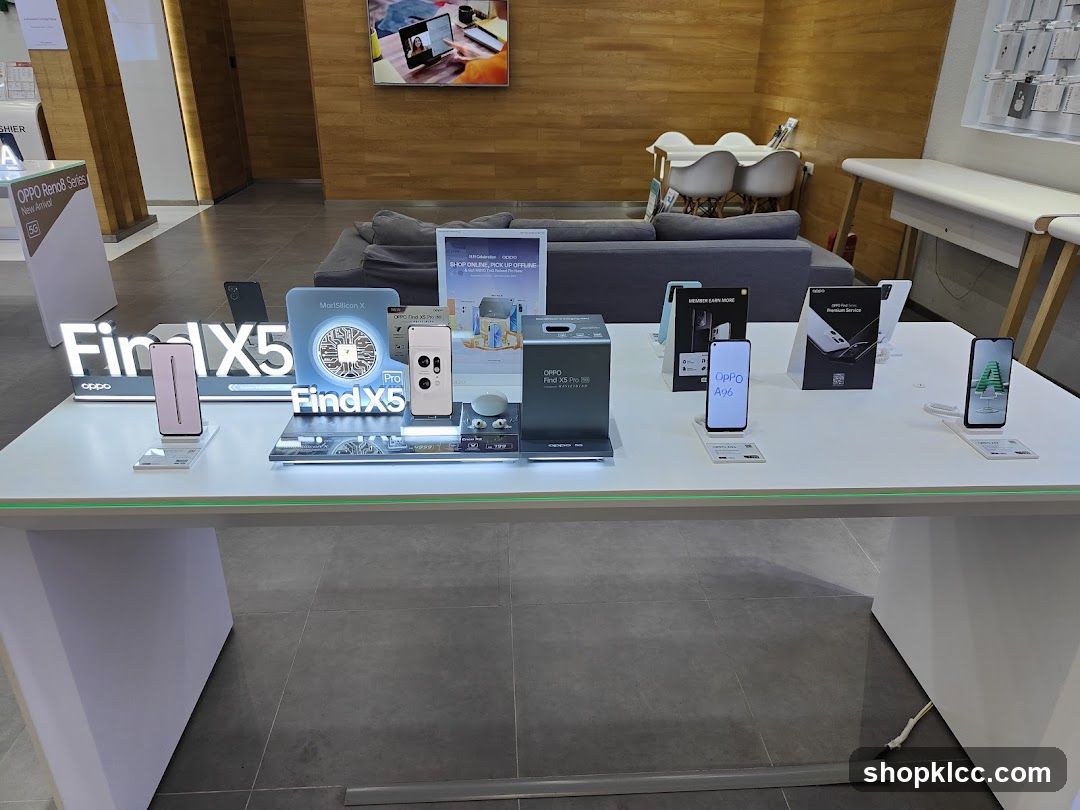 OPPO Store Display