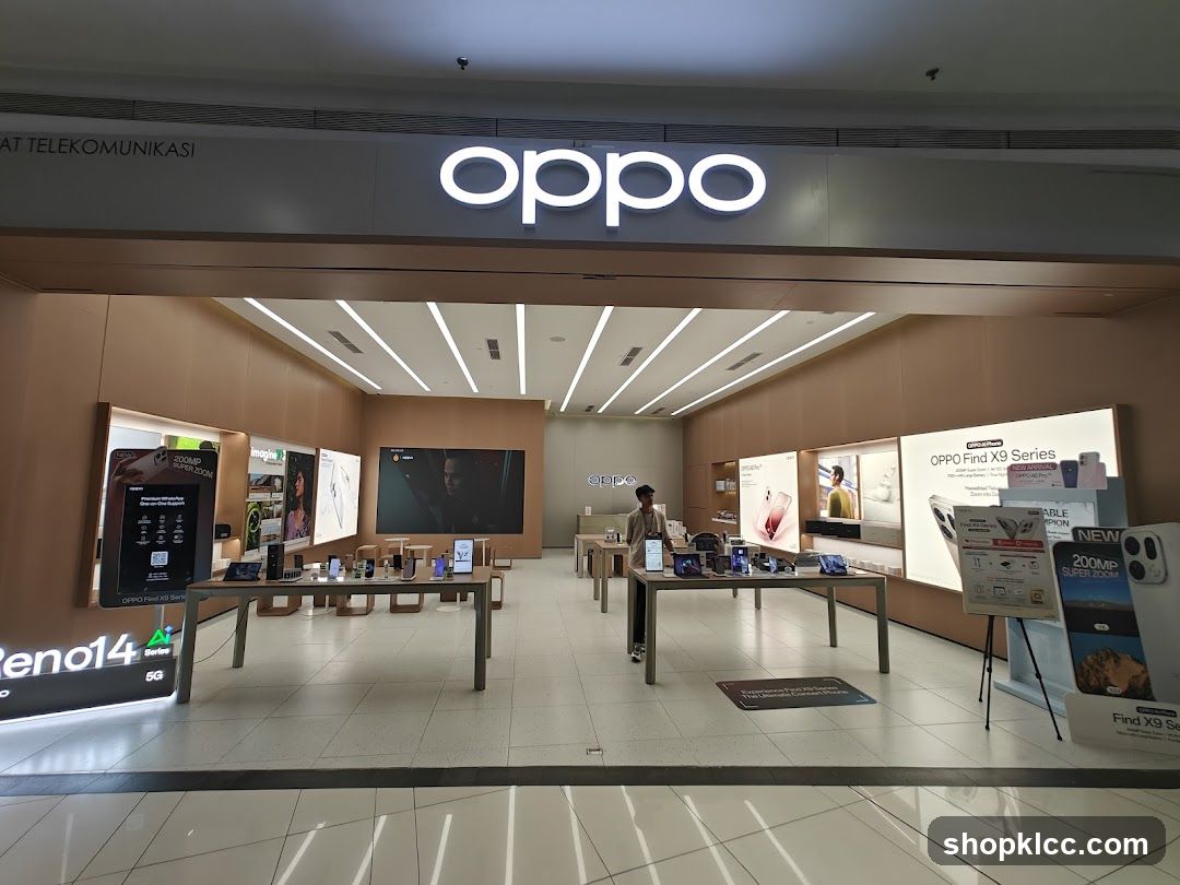 Oppo Experience Store