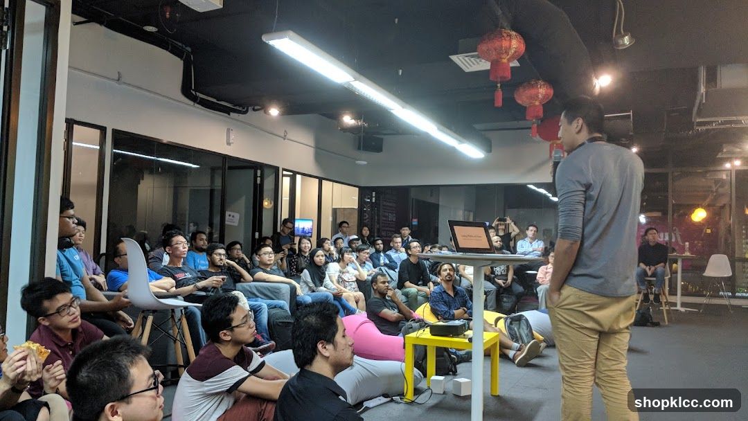 Presentation in a modern co-working space