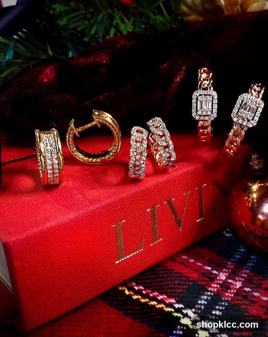 Diamond Earrings Display