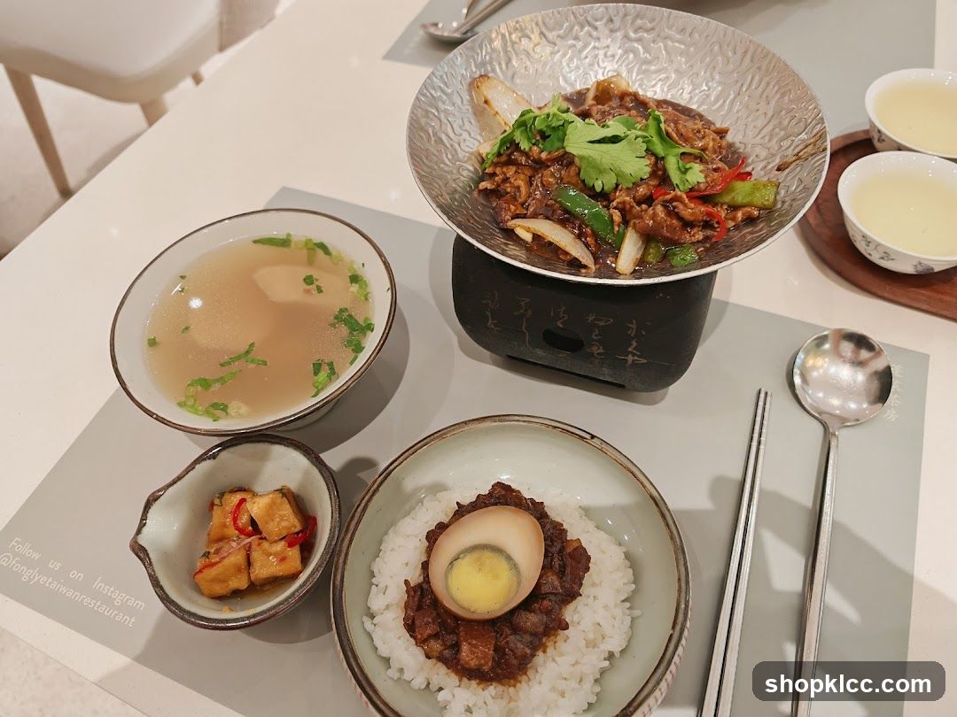 Fong Lye Coffee & Teahouse 蓬萊咖啡與茶房