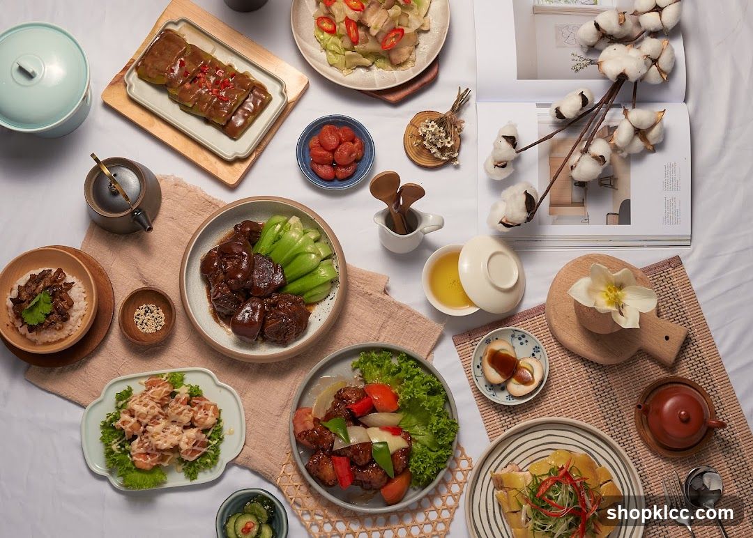 Table of Chinese Food Dishes