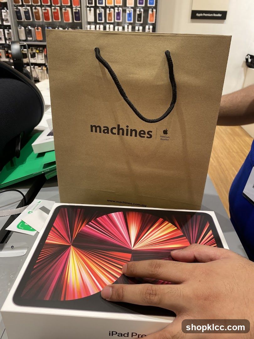 iPad Pro Box and Shopping Bag