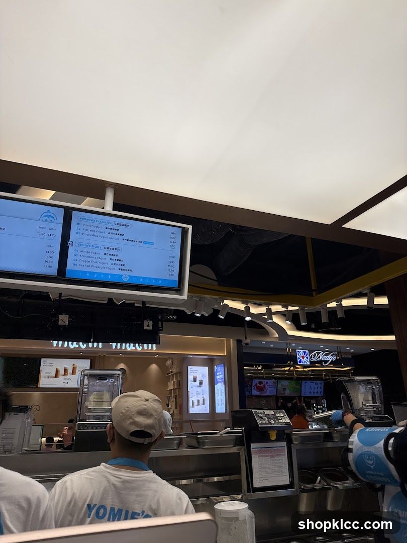 Yomie's Yogurt Shop