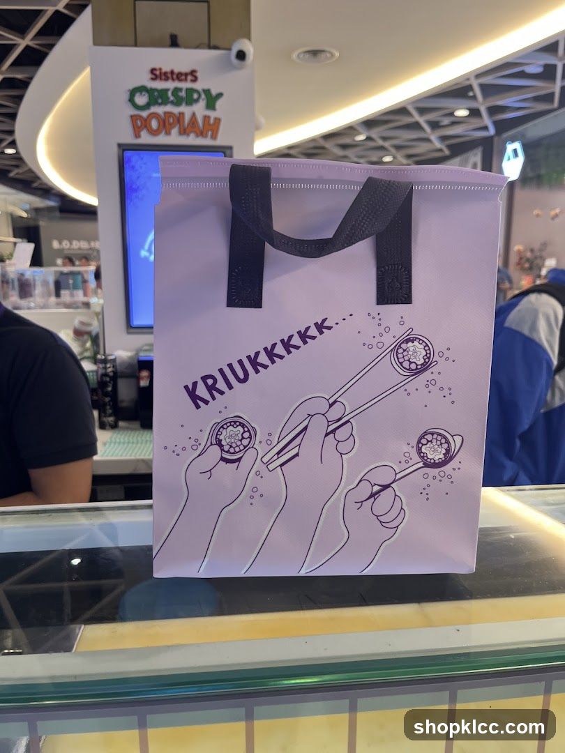 Reusable Bag with Popiah Illustration