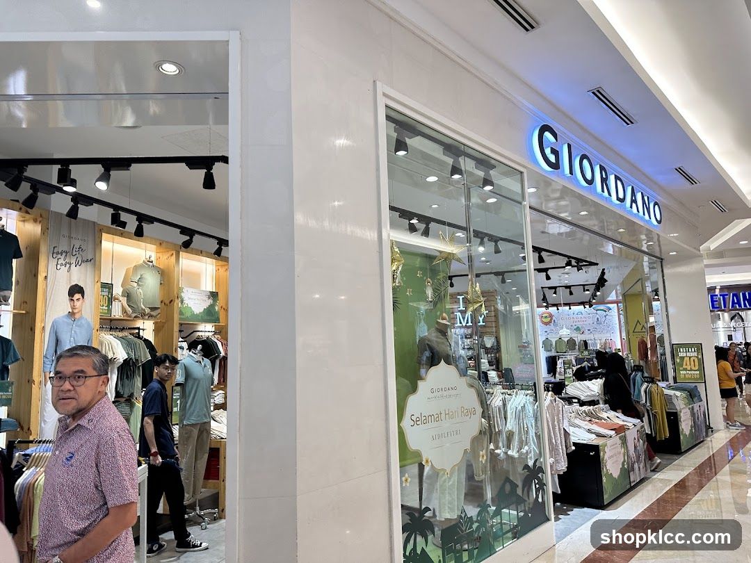 Giordano Storefront