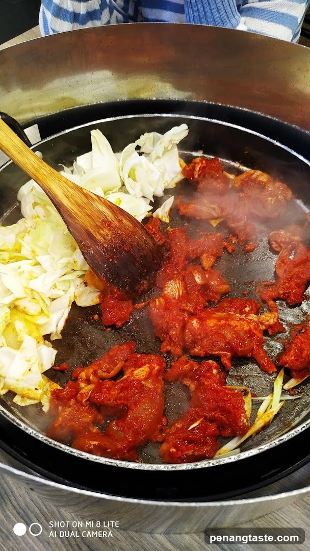 Spicy Chicken Stir-fry