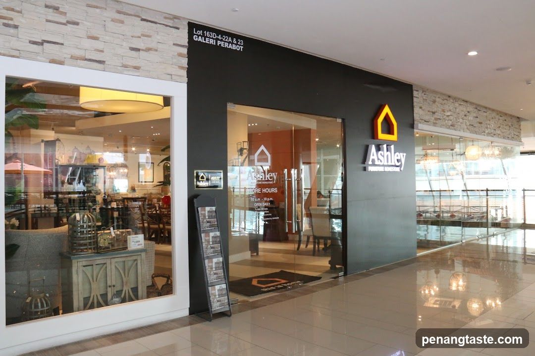 Ashley Furniture HomeStore